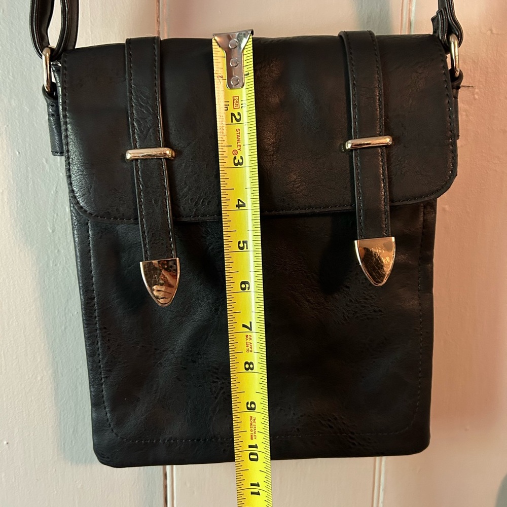 Faux Leather Purse - Picture 5 of 7